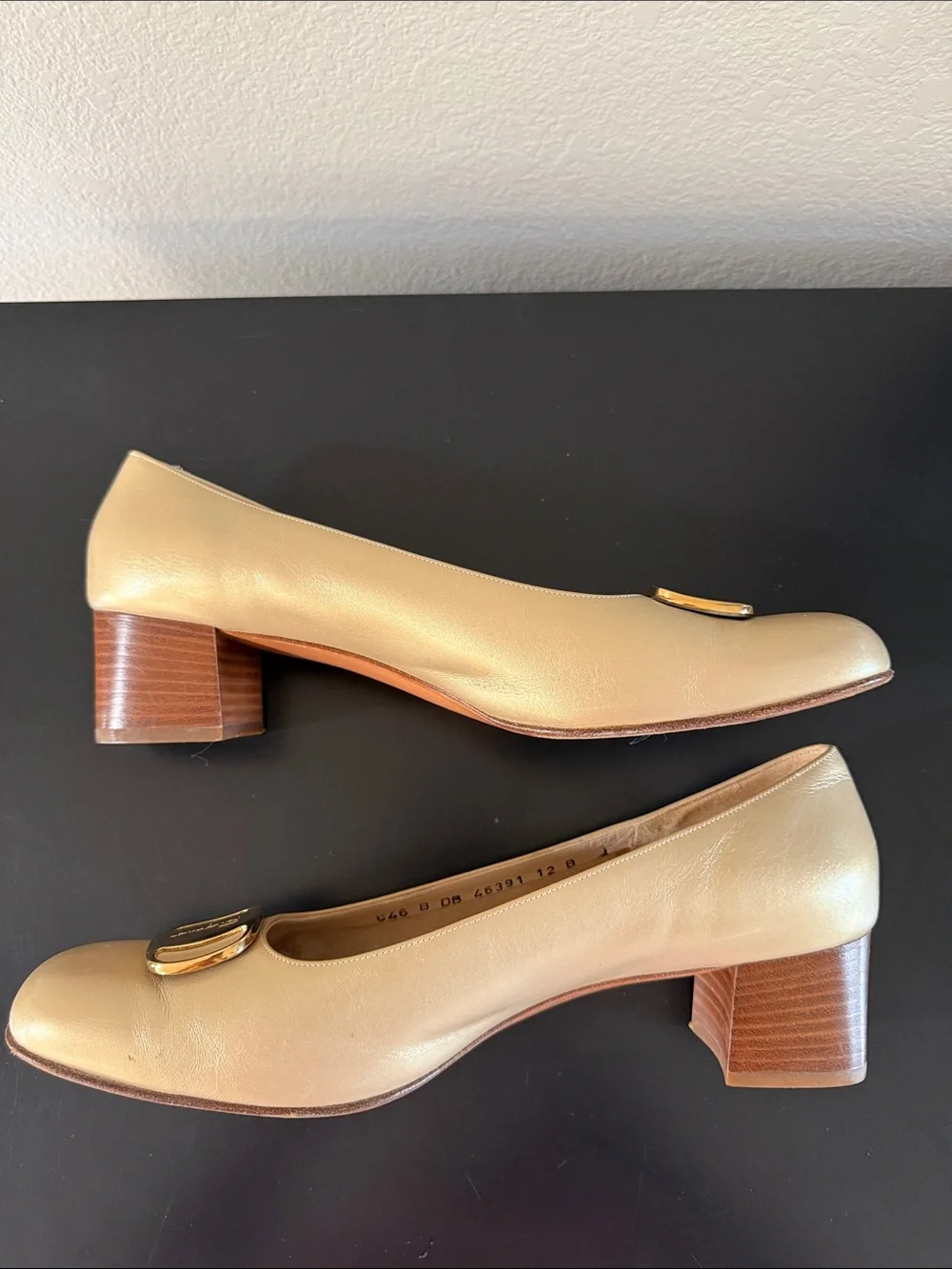 Salvatore Ferragamo gold metallic leather low-heel pump shoes
